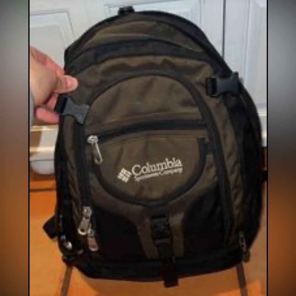 Backpack - Picture 2 of 3